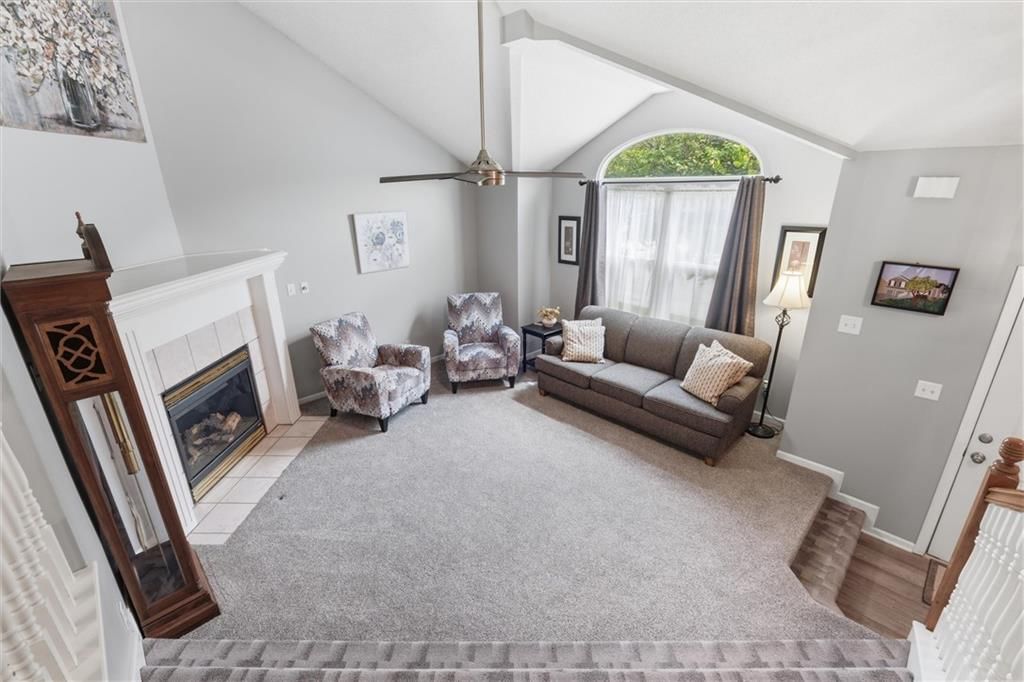 13710 Hunter Drive — photo 9