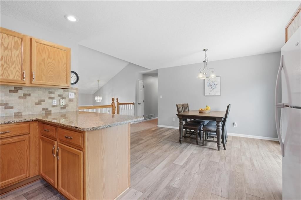 13710 Hunter Drive — photo 14