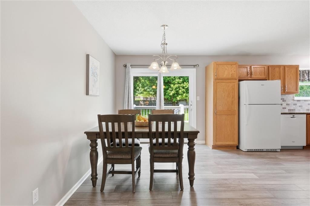 13710 Hunter Drive — photo 15