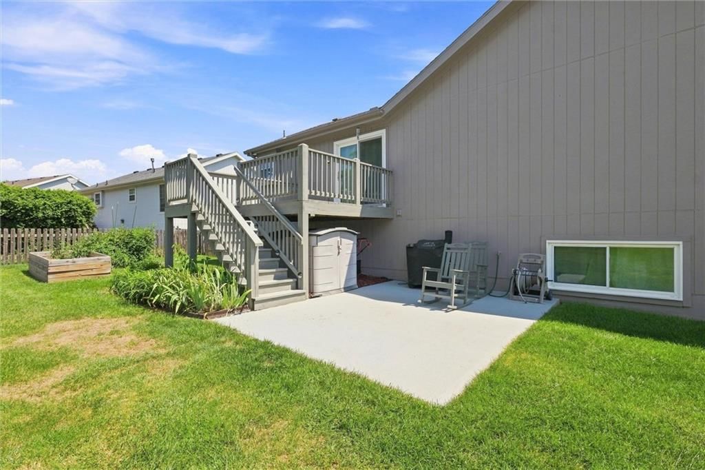 13710 Hunter Drive — photo 33