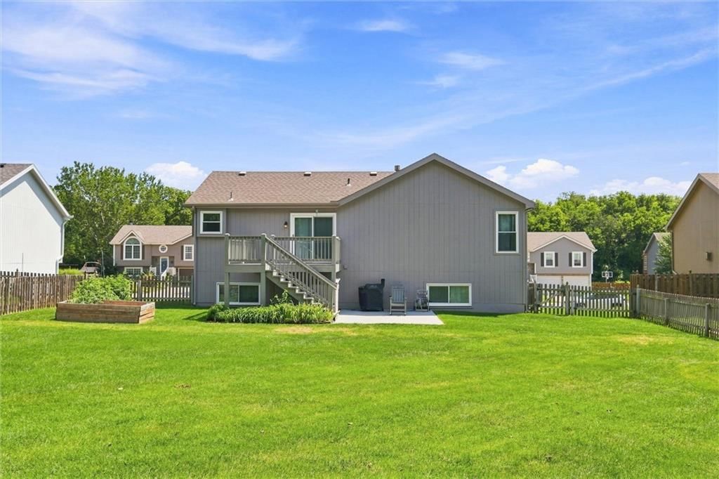 13710 Hunter Drive — photo 35