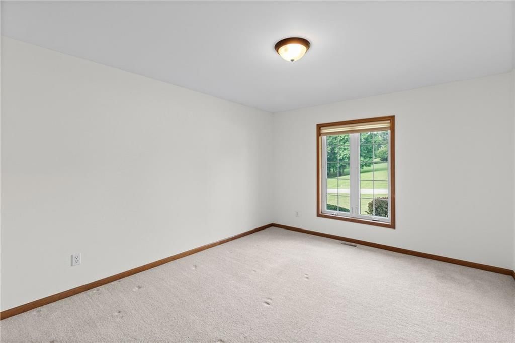 111 Walnut Drive — photo 27