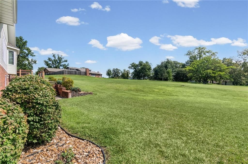 111 Walnut Drive — photo 45