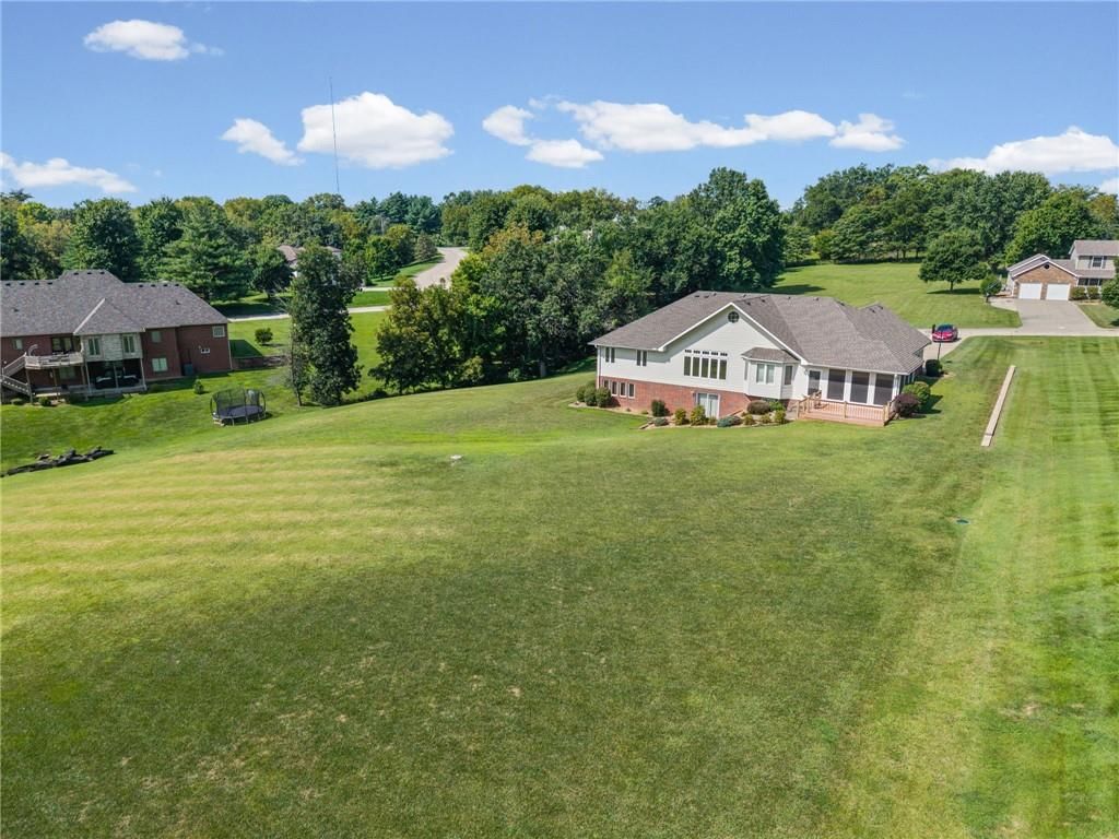 111 Walnut Drive — photo 49