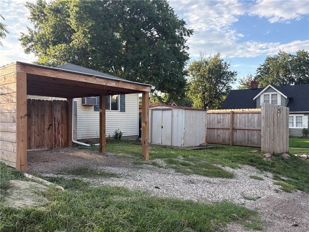 2823 Mulberry Street — photo 3
