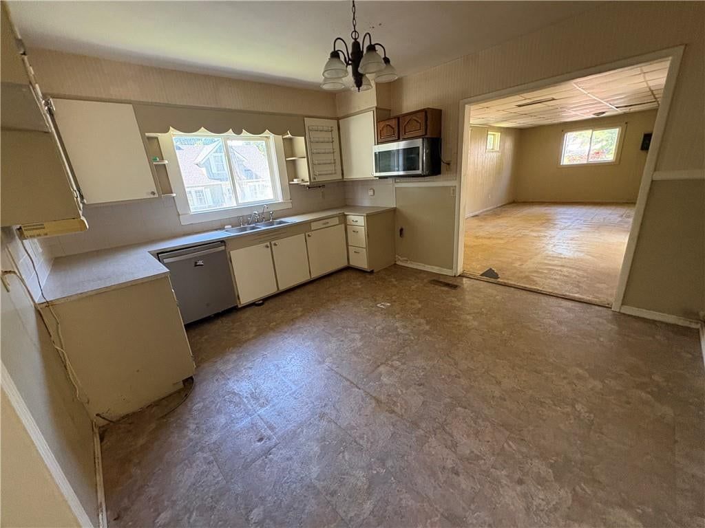 2823 Mulberry Street — photo 13