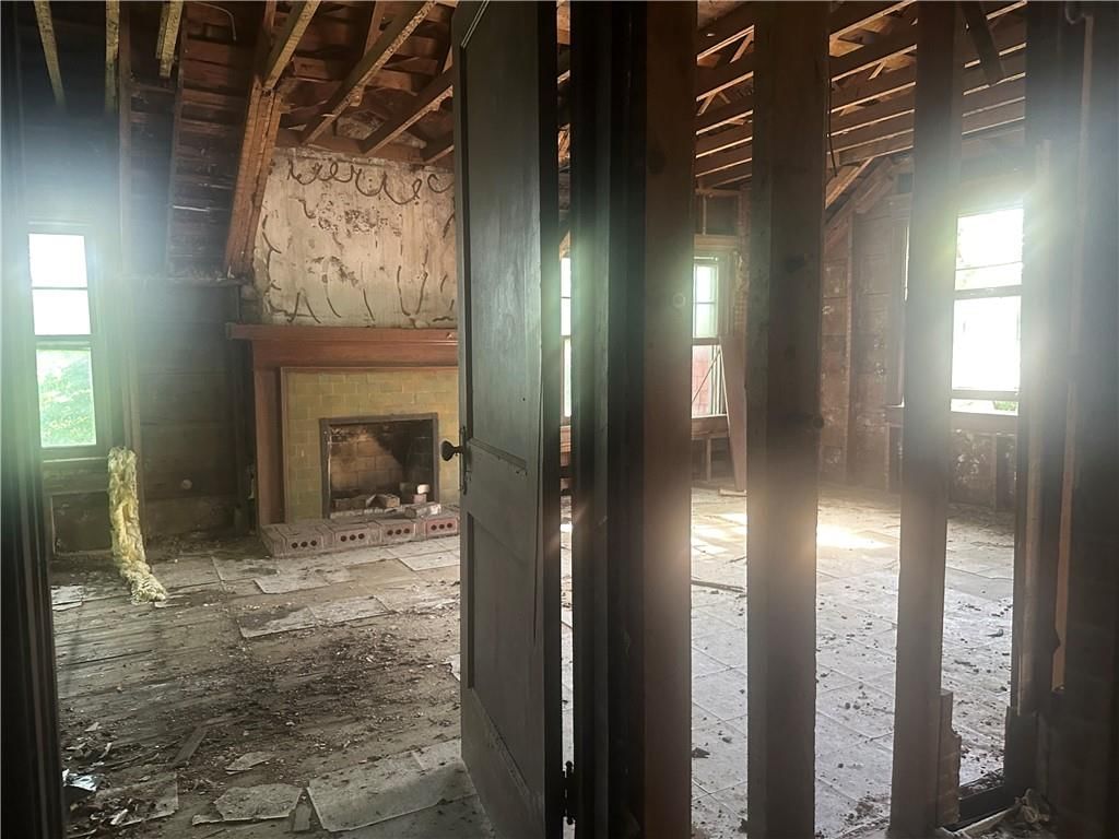 5814 Eastwood Court — photo 17