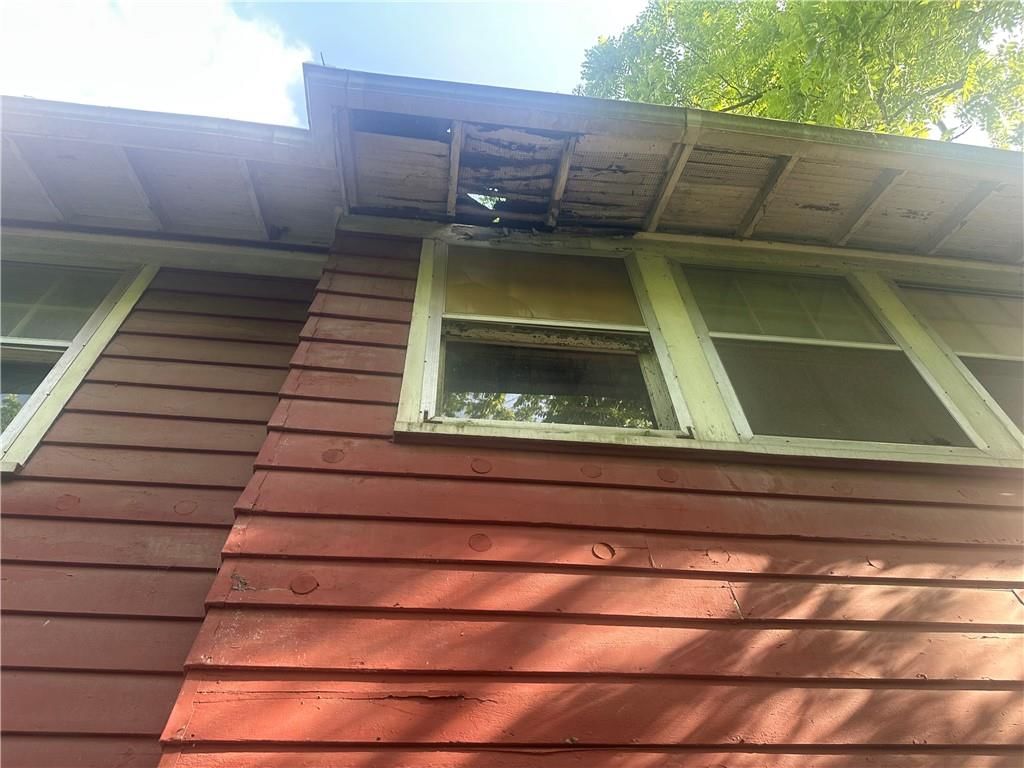 5814 Eastwood Court — photo 22