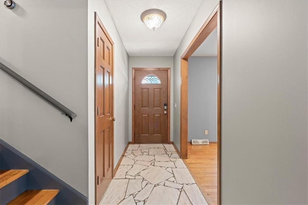 7211 N HIGHLAND Avenue — photo 3