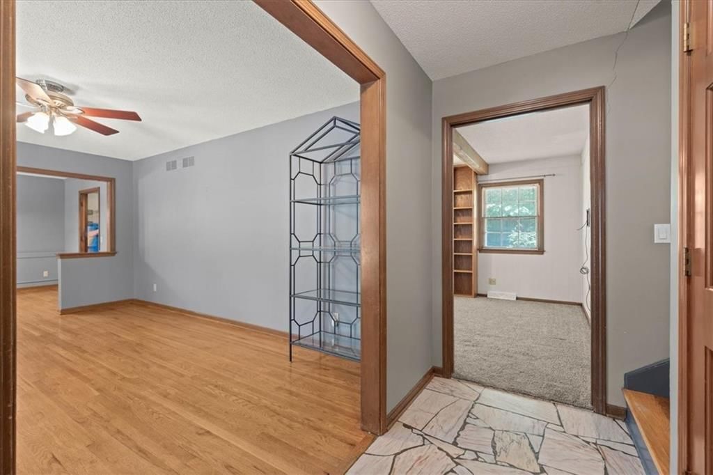 7211 N HIGHLAND Avenue — photo 9