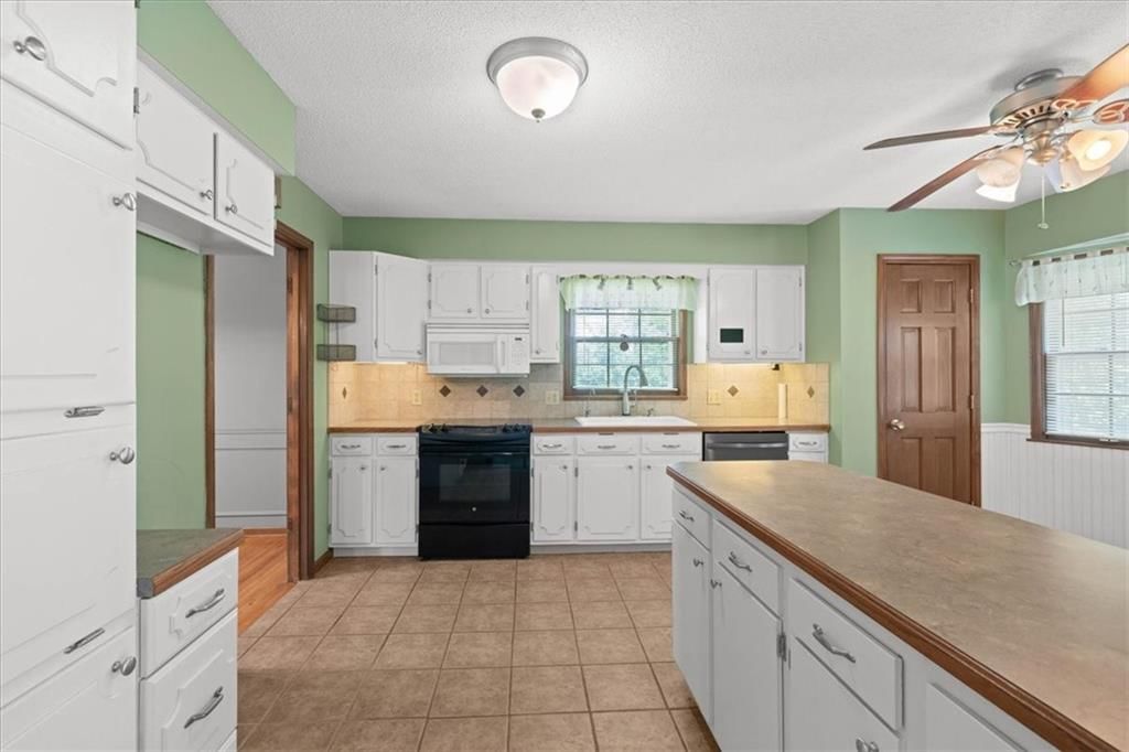 7211 N HIGHLAND Avenue — photo 15