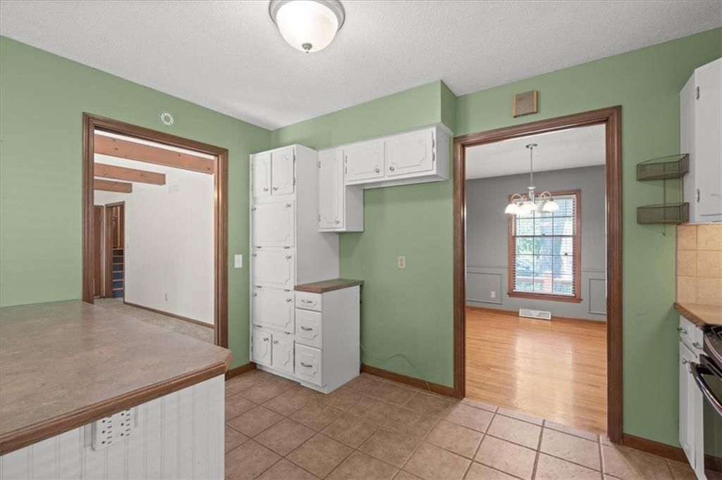 7211 N HIGHLAND Avenue — photo 16