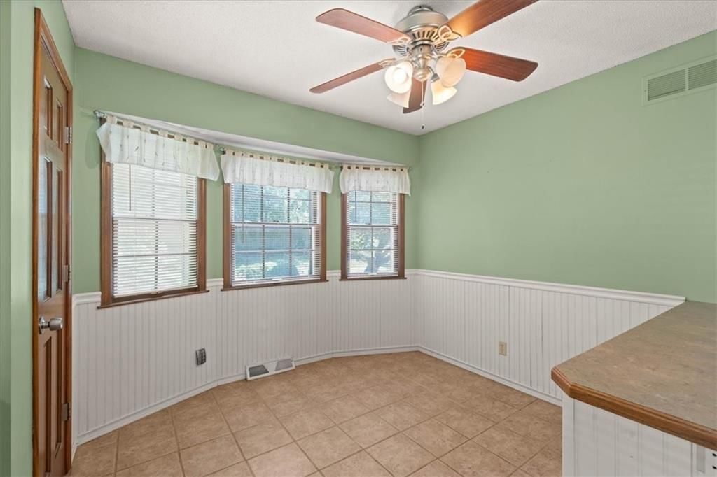 7211 N HIGHLAND Avenue — photo 18