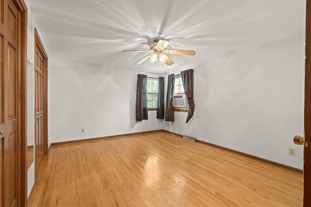 7211 N HIGHLAND Avenue — photo 20
