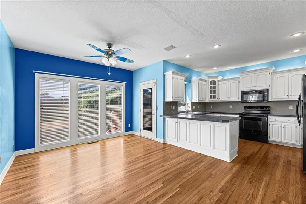8123 NE 74 Terrace — photo 12