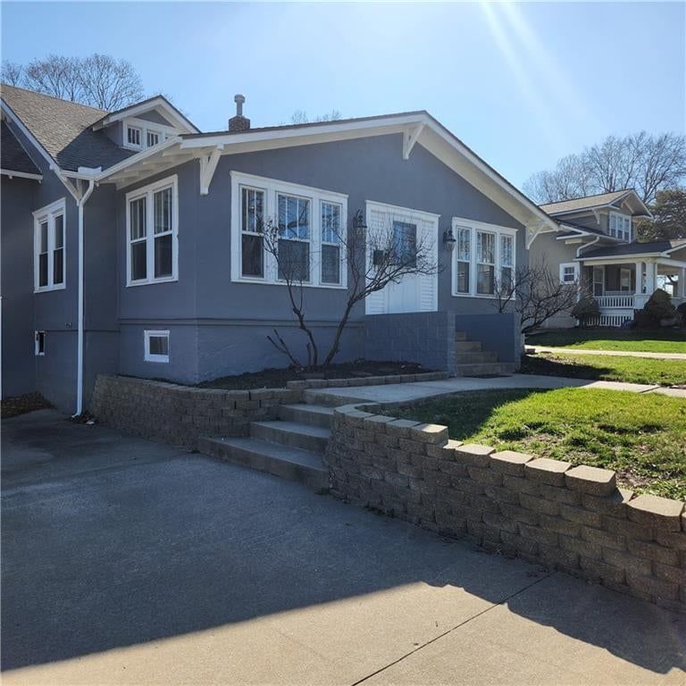 503 SE 3rd Street, Lee's Summit, MO: listing photo 2