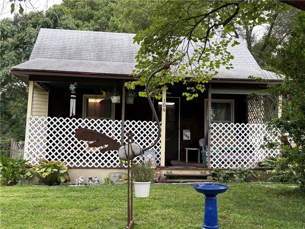 106 S Park Avenue, Independence, MO: listing photo 3