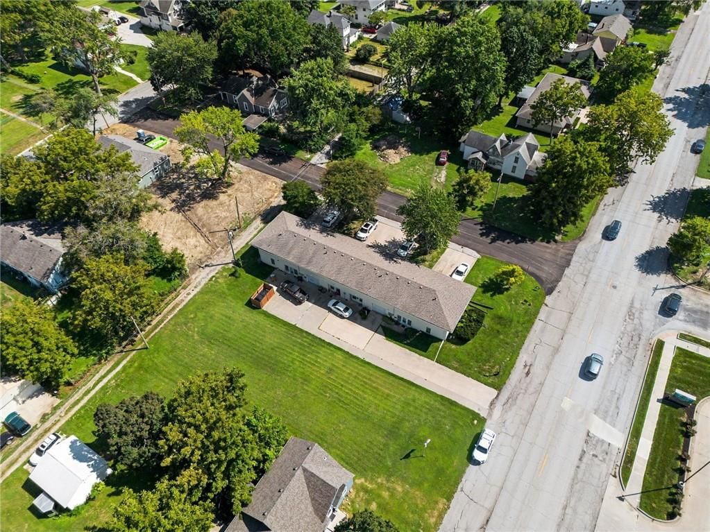 115 W Orchard Street — photo 21