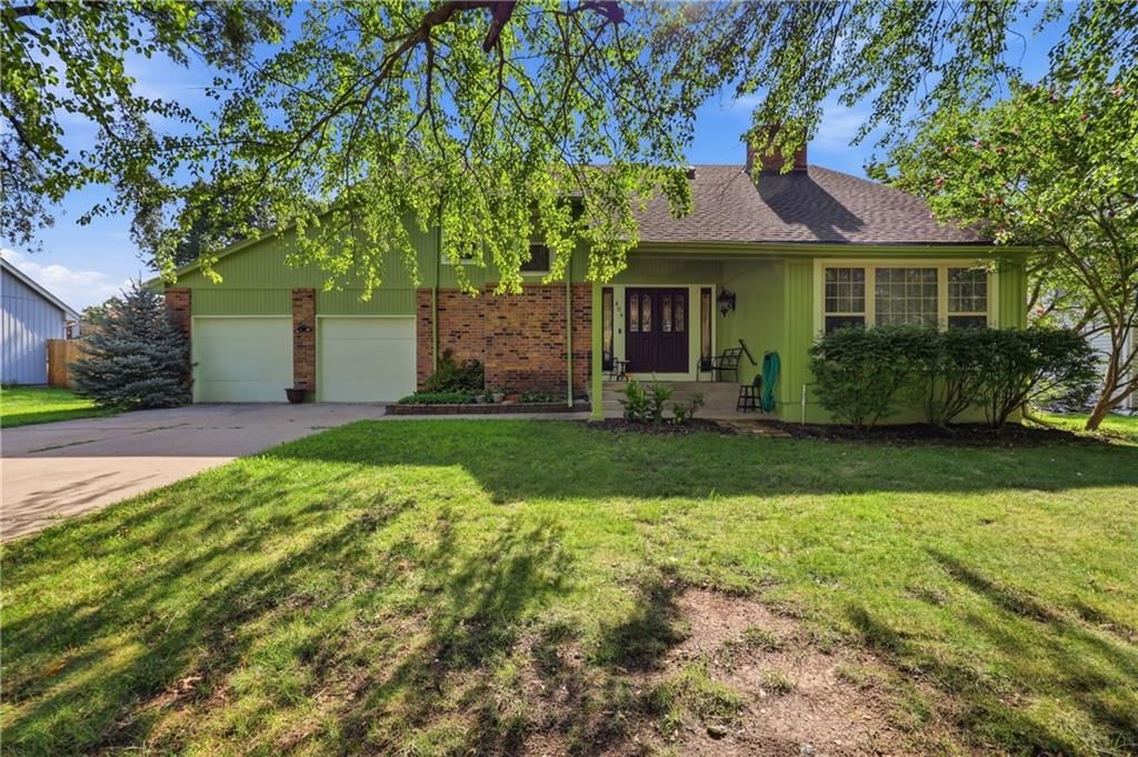 804 NW 41st Street, Blue Springs, MO