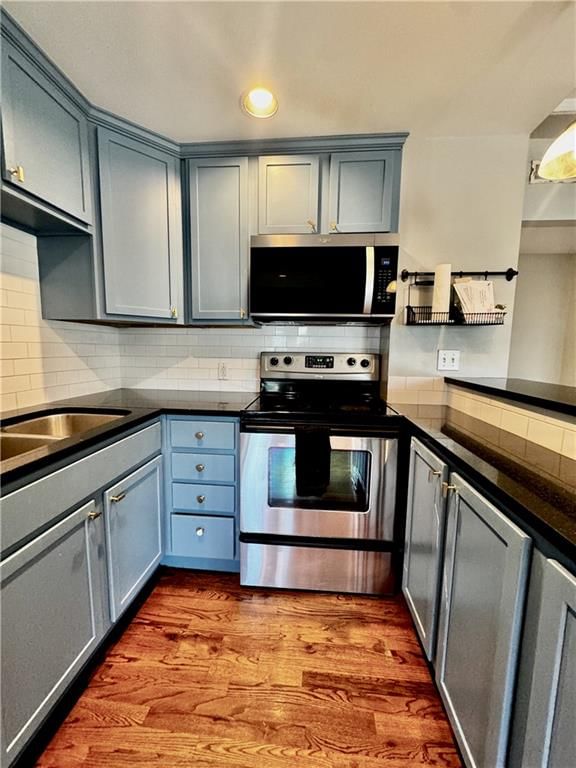 323 E Emanuel Cleaver II Boulevard — photo 19