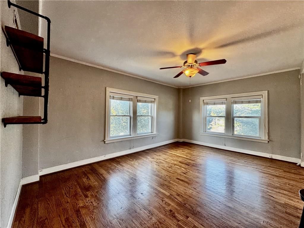 323 E Emanuel Cleaver II Boulevard — photo 38