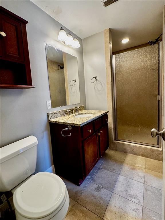 323 E Emanuel Cleaver II Boulevard — photo 41