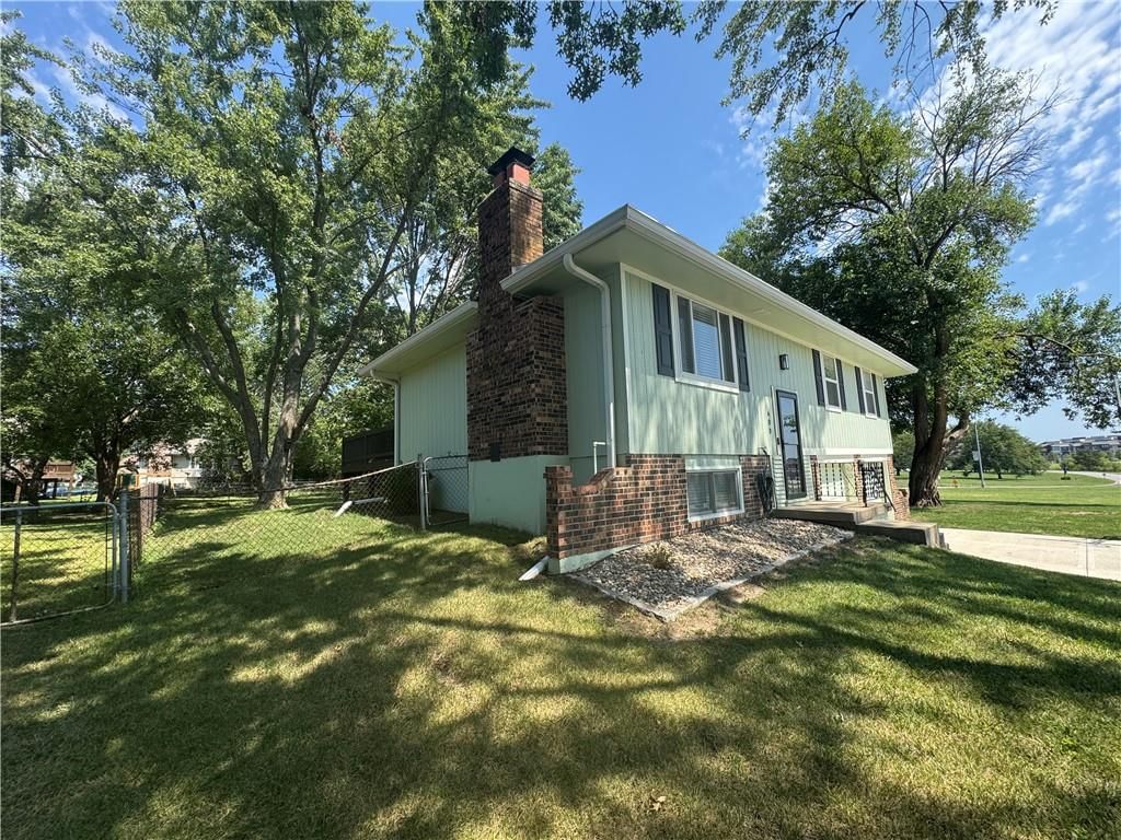 600 SW 35th Terrace — photo 5