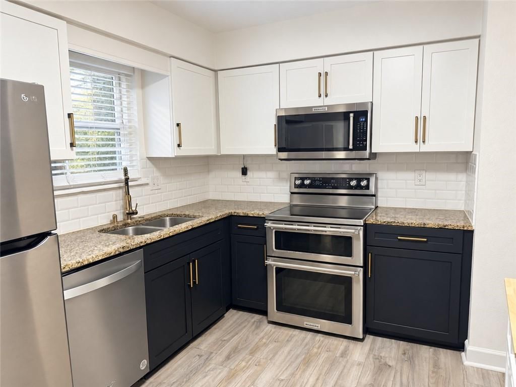 600 SW 35th Terrace — photo 7