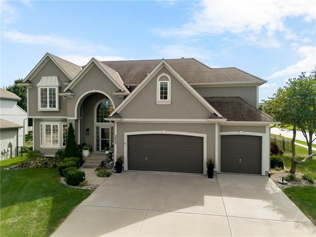 Photo 40 of 45 - 2413 SW Regency Drive, Lee's Summit, MO 64082