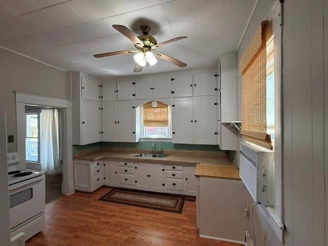 729 E 4th Street — photo 3