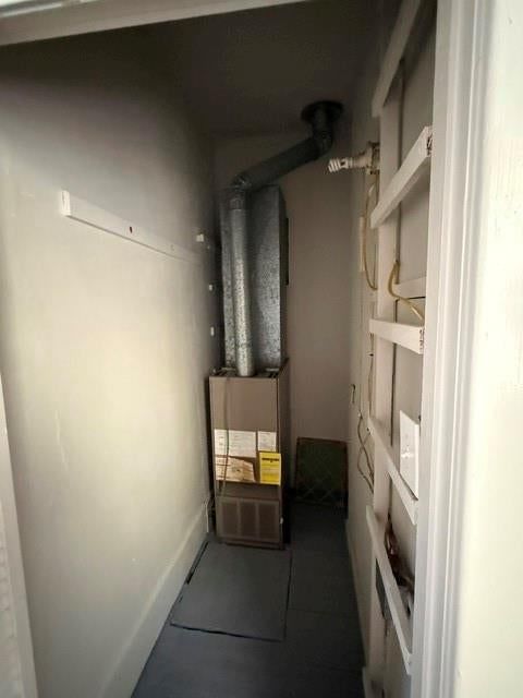 729 E 4th Street — photo 19