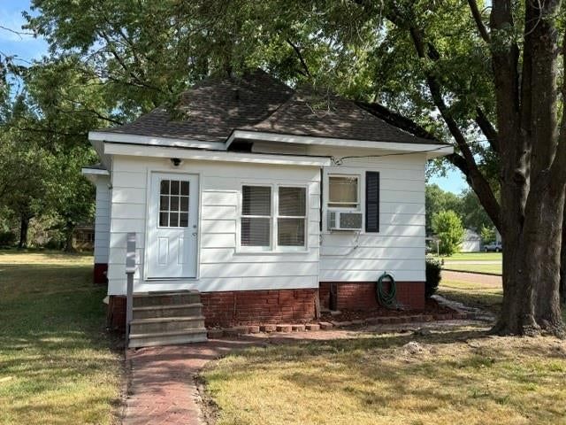 729 E 4th Street — photo 21