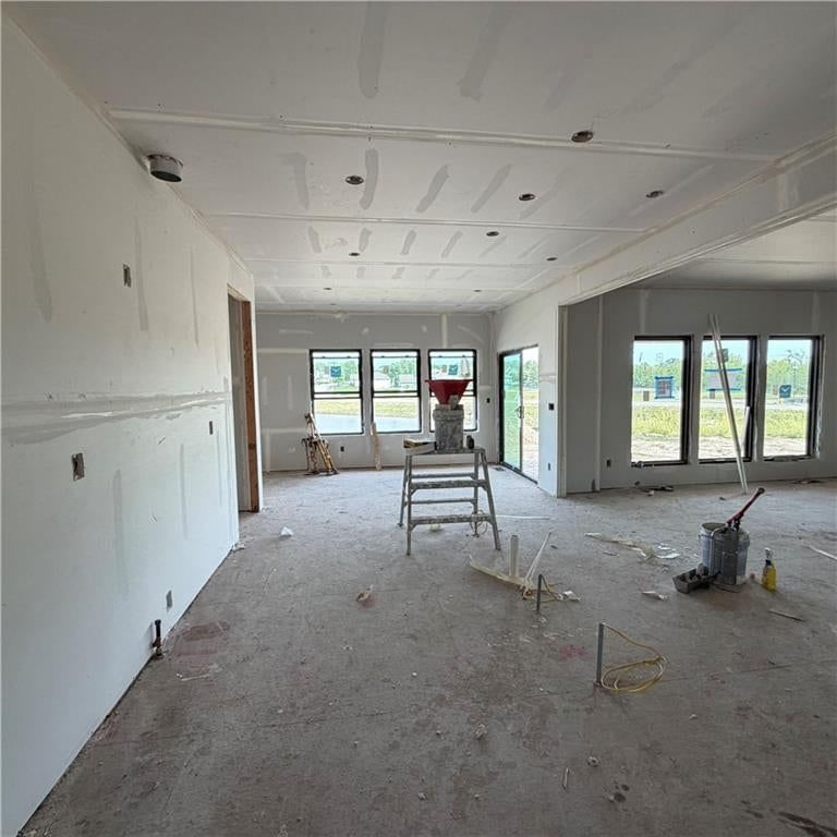 Photo 5 of 12 - 2363 Foxtail Drive, Kearney, MO 64060