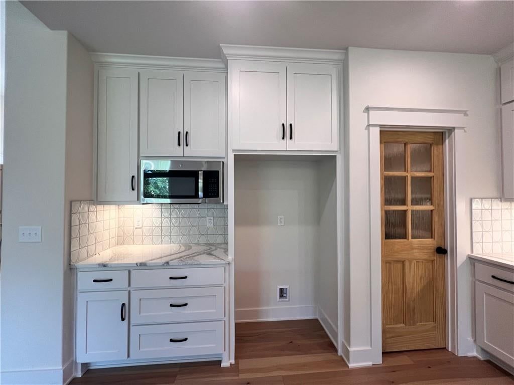 16264 Baxter Street — photo 11