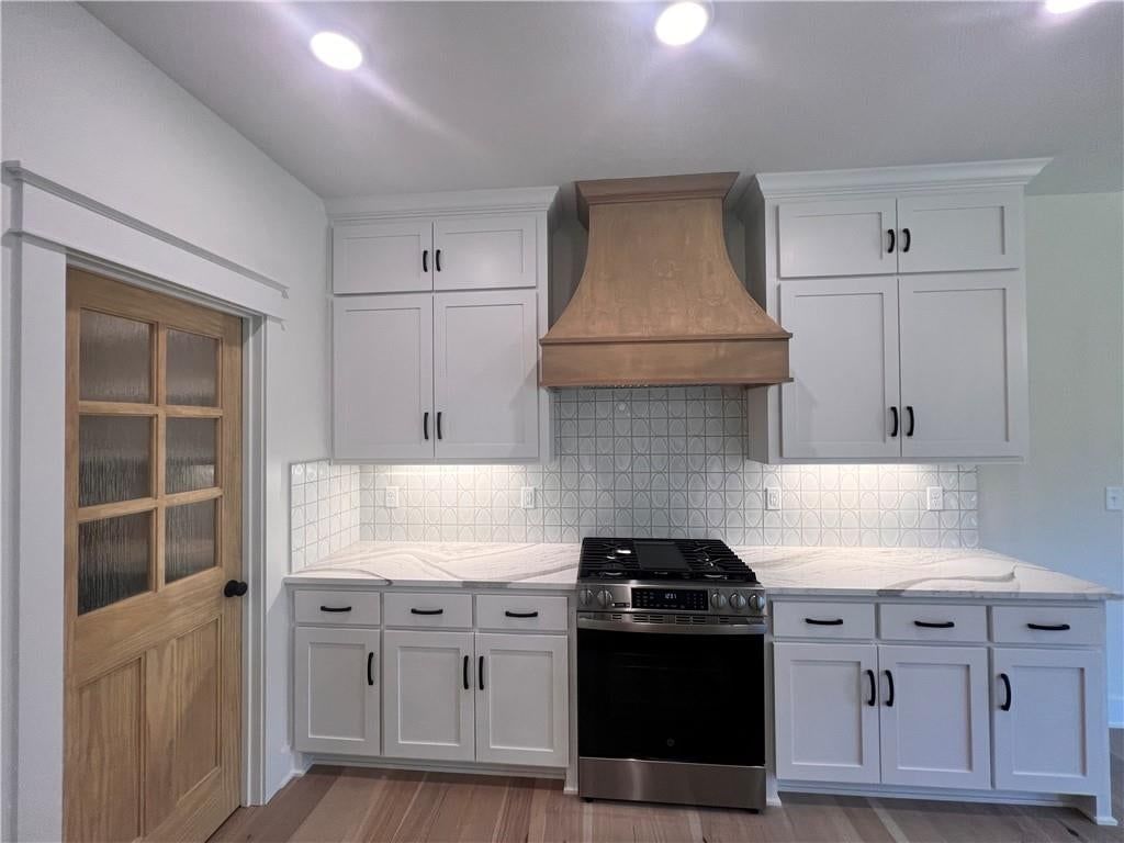 16264 Baxter Street — photo 12