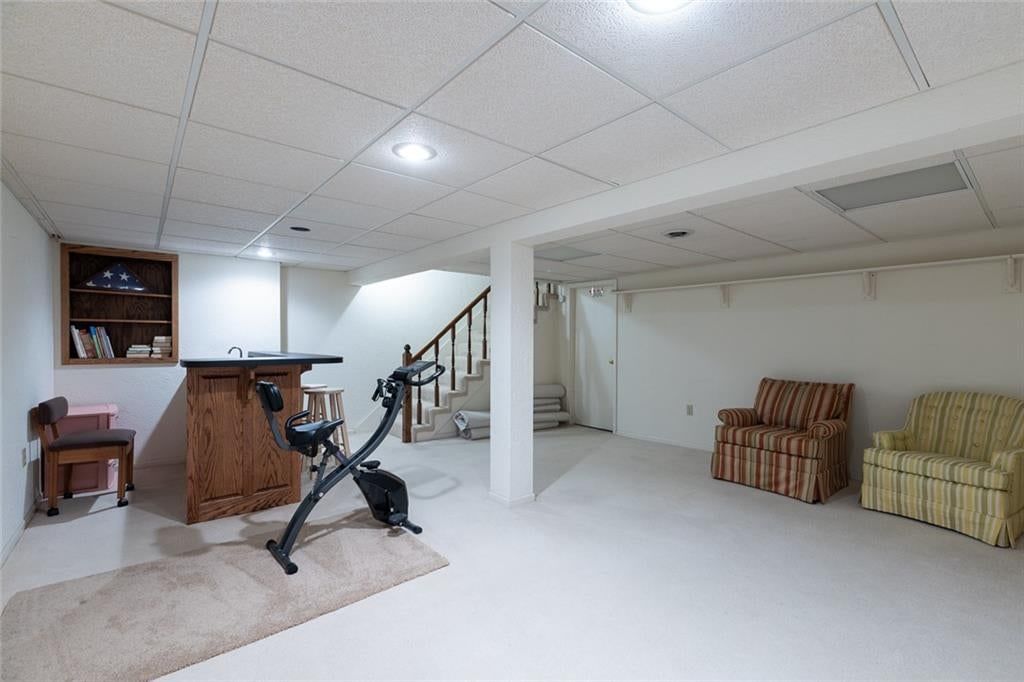 Photo 32 of 37 - 10804 Glenwood Street, Overland Park, KS 66211