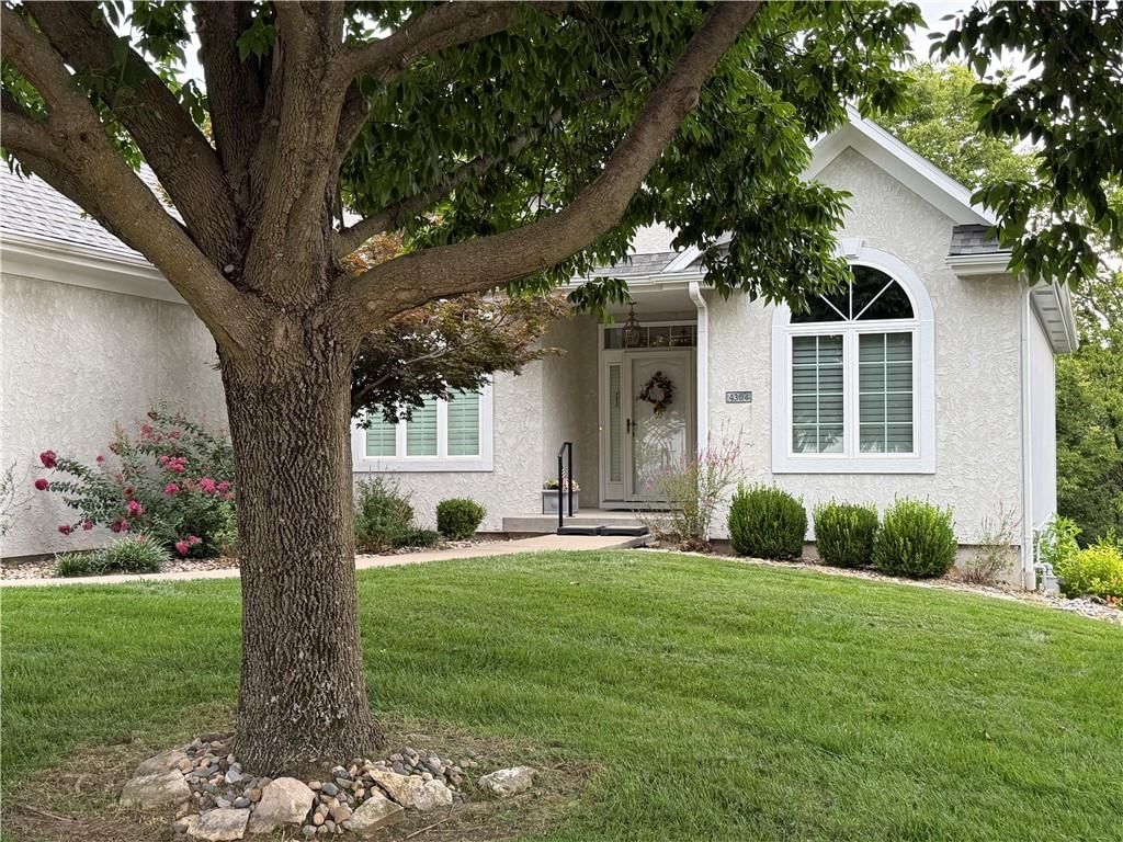 4304 NE 73rd Street, Kansas City, MO: listing photo 2