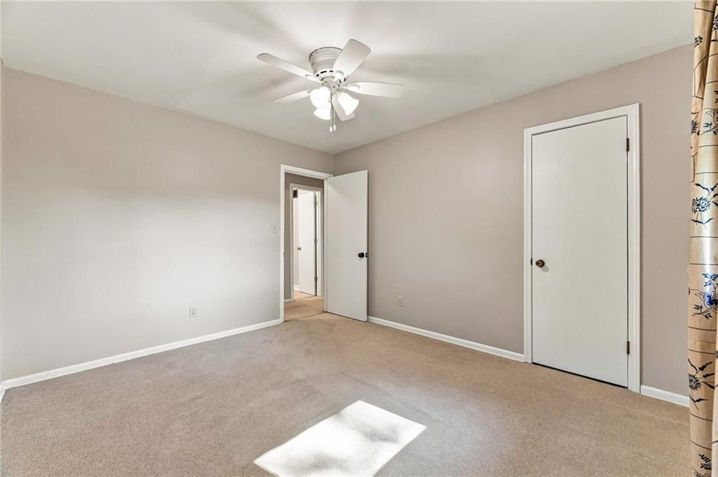 6830 NW Cross Road — photo 24