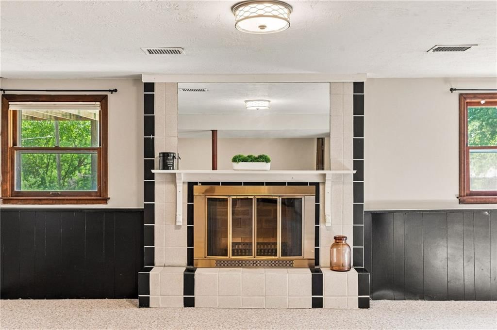 6830 NW Cross Road — photo 33