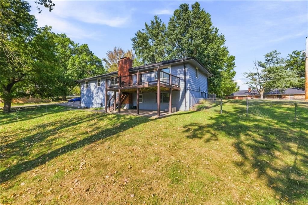 6830 NW Cross Road — photo 43