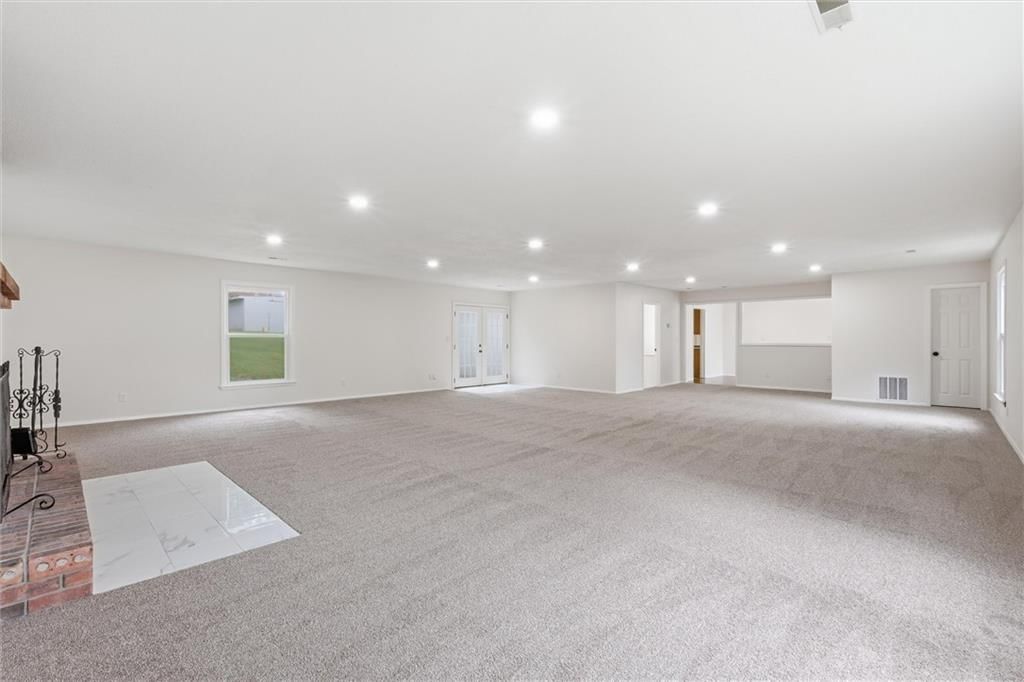 Photo 23 of 30 - 1208 W 33rd Street, Independence, MO 64055
