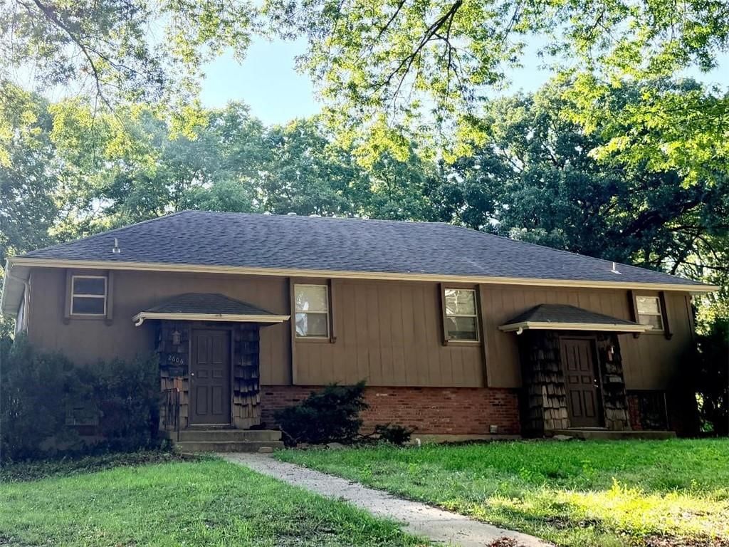 Photo 6 of 19 - 11426 & 11428 E 27th Street S, Independence, MO 64052