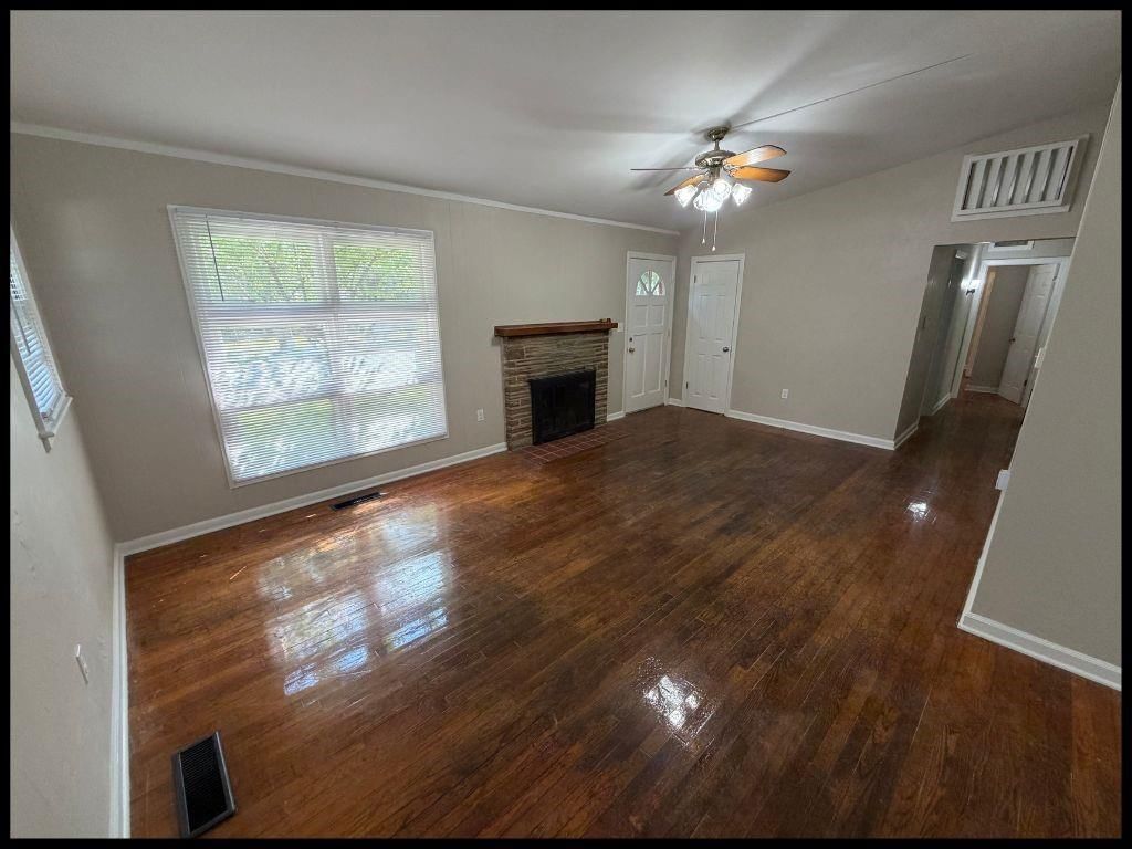 901 Anderson Street — photo 9