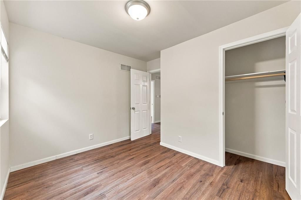 5138 N CORRINGTON Avenue — photo 15