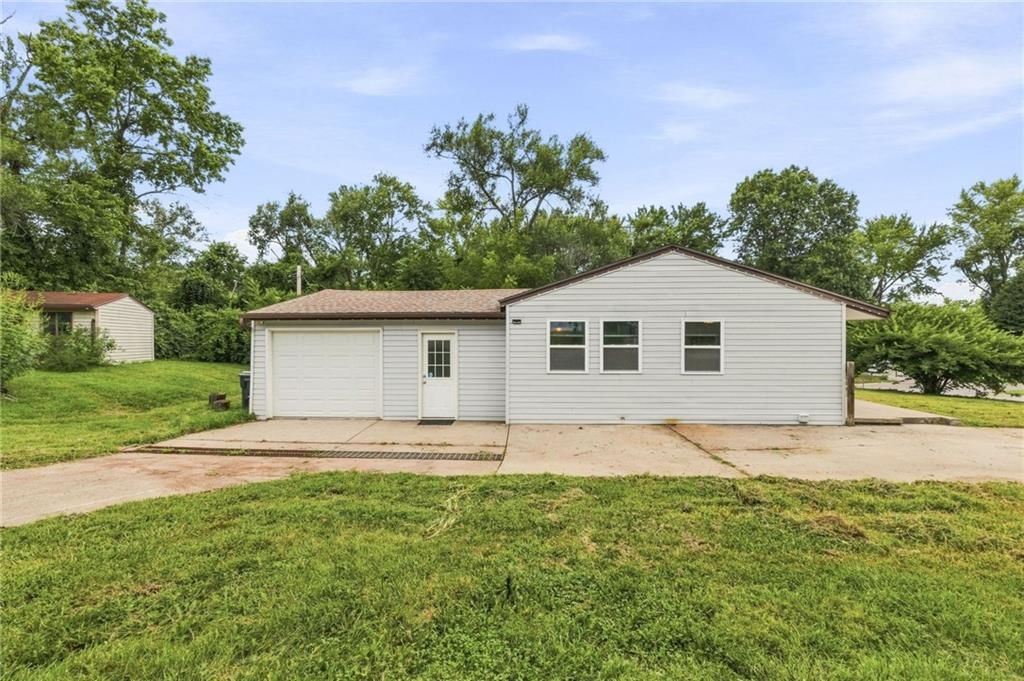 5138 N CORRINGTON Avenue — photo 21