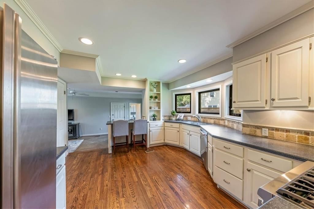 9909 Knox Drive — photo 13