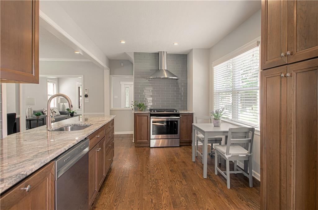 4169 CAMBRIDGE Street — photo 16
