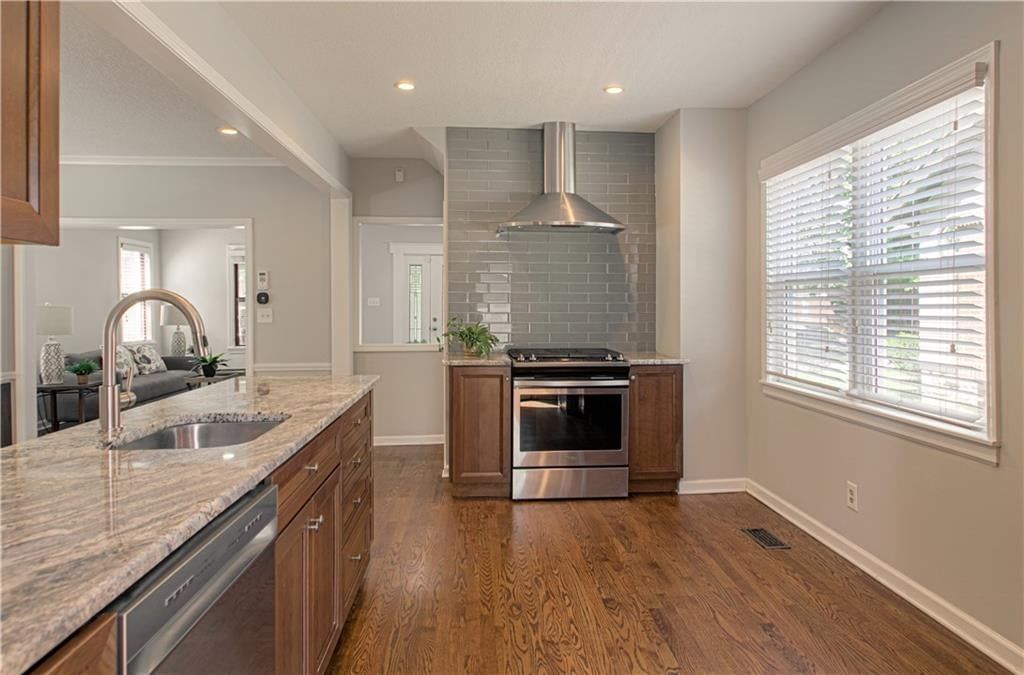 4169 CAMBRIDGE Street — photo 22