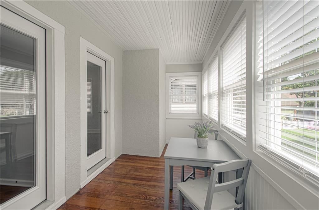 4169 CAMBRIDGE Street — photo 41