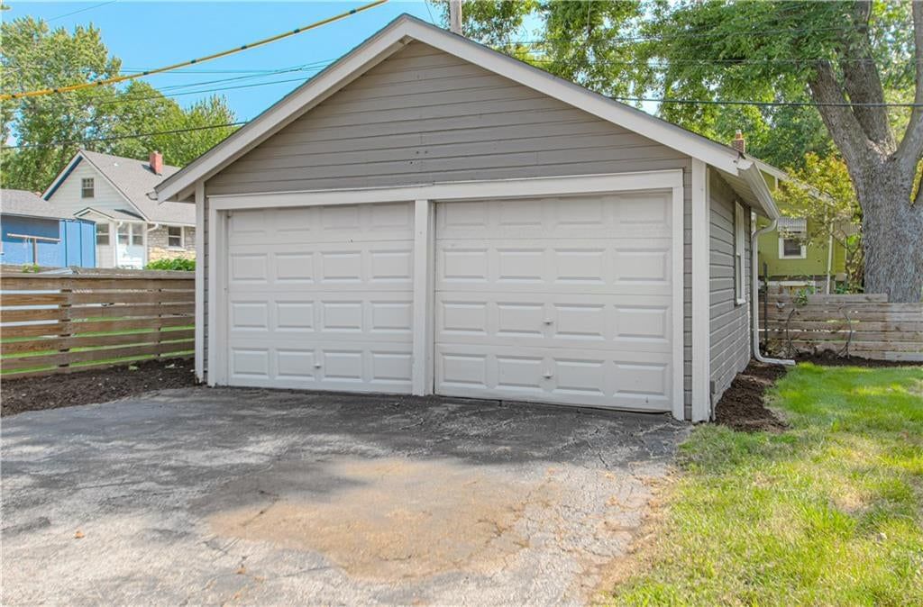 4169 CAMBRIDGE Street — photo 45